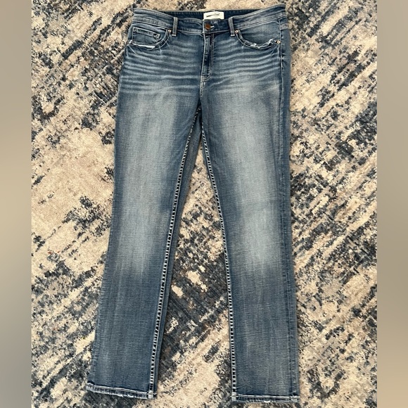 BKE Denim - BKE JEANS with slight distressing